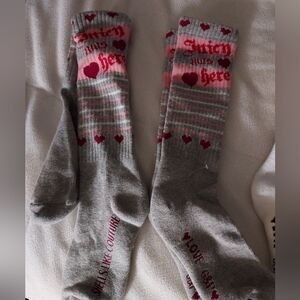 JUICY COUTURE Girls Knee High 2 Pairs Socks Gray Pink Unknown Size NWOT